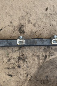 John Deere 8600 Dolny wałek podający, mocowanie detektora metali AXE56472-2