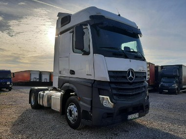 Mercedes-Benz Actros-1