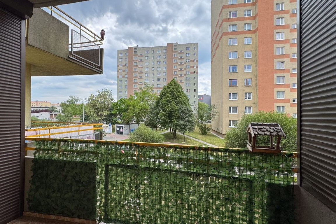 2 pokoje z balkonem i zamykany parking - Widok 4