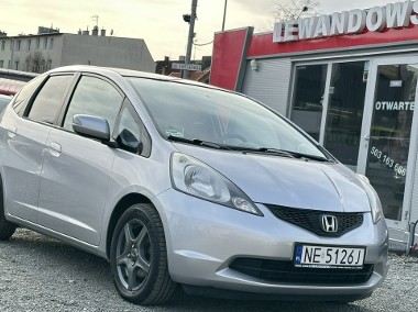 Honda Jazz III Benzyna Moc 99KM Zarejestrowany Ubezpieczony-1