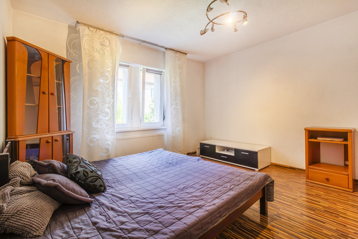 Centrum, ogródek i parking! Gotowe 53 m² - Więcej