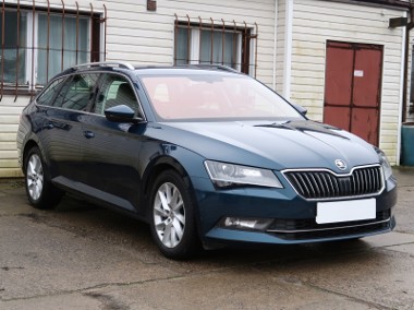 Skoda Superb III Salon Polska, 187 KM, Automat, Xenon, Bi-Xenon, Klimatronic,-1