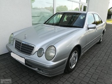 Mercedes-Benz Klasa E W210 E 220 CDI Classic-1
