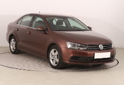 Volkswagen Jetta VI , Salon Polska, Klima, Tempomat, Parktronic