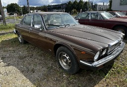 Jaguar xj40