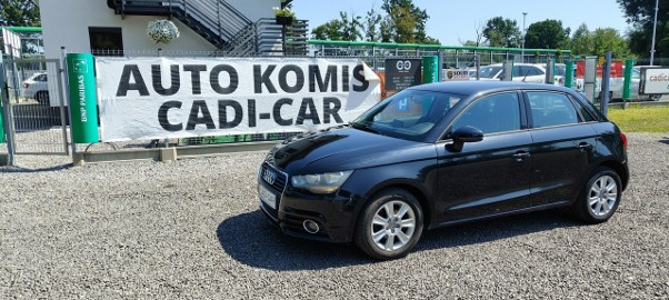 Audi A1 I (8X) Książka serwisowa, stan bardzo dobry.