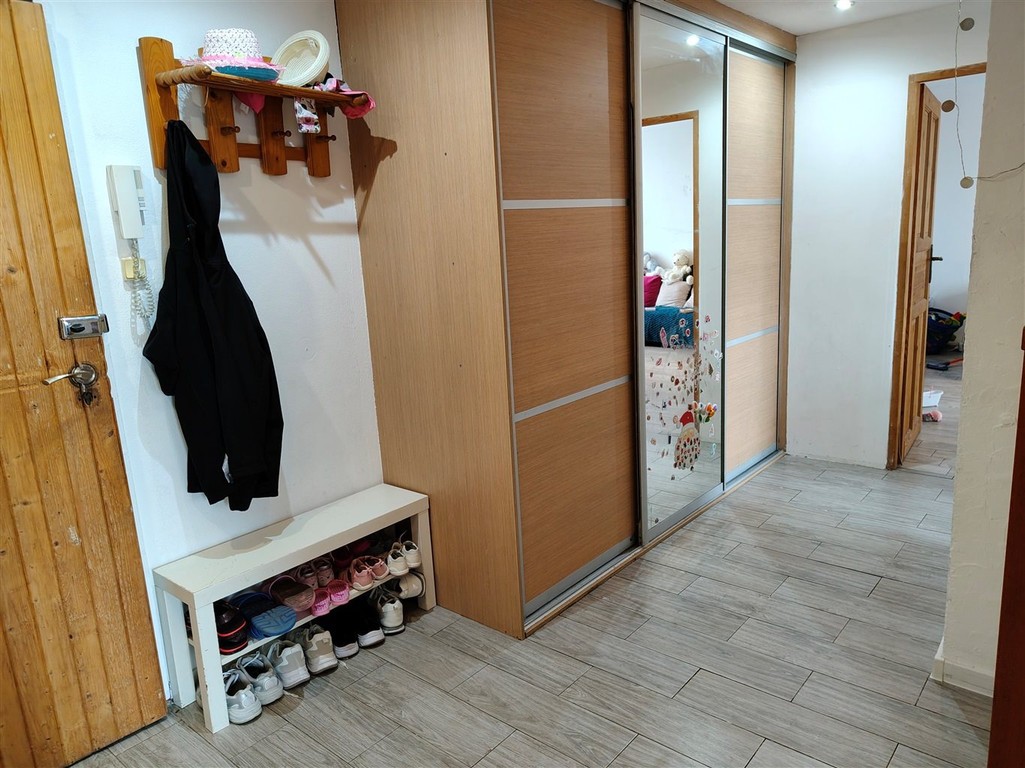 Os H, 3 pokojowe przerobione z dwóch 55,7 m² 6p - Widok 6