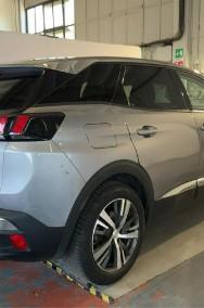 Peugeot 3008 II 1.6 Hybrid 225 Allure-2