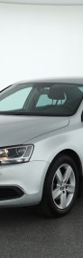 Volkswagen Jetta VI , Salon Polska, Tempomat, Parktronic,ALU-3