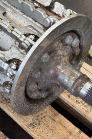 John Deere 8600 Dolny wałek podający Bęben AXE56440 HXE52818-2