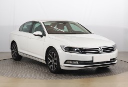 Volkswagen Passat B8 , Salon Polska, Automat, Skóra, Navi, Klimatronic, Tempomat,