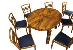 Stół i 8 krzeseł / Art - Deco / po renowacji / antyki
