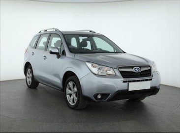 Subaru Forester IV , Automat, Navi, Tempomat, Podgrzewane siedzienia