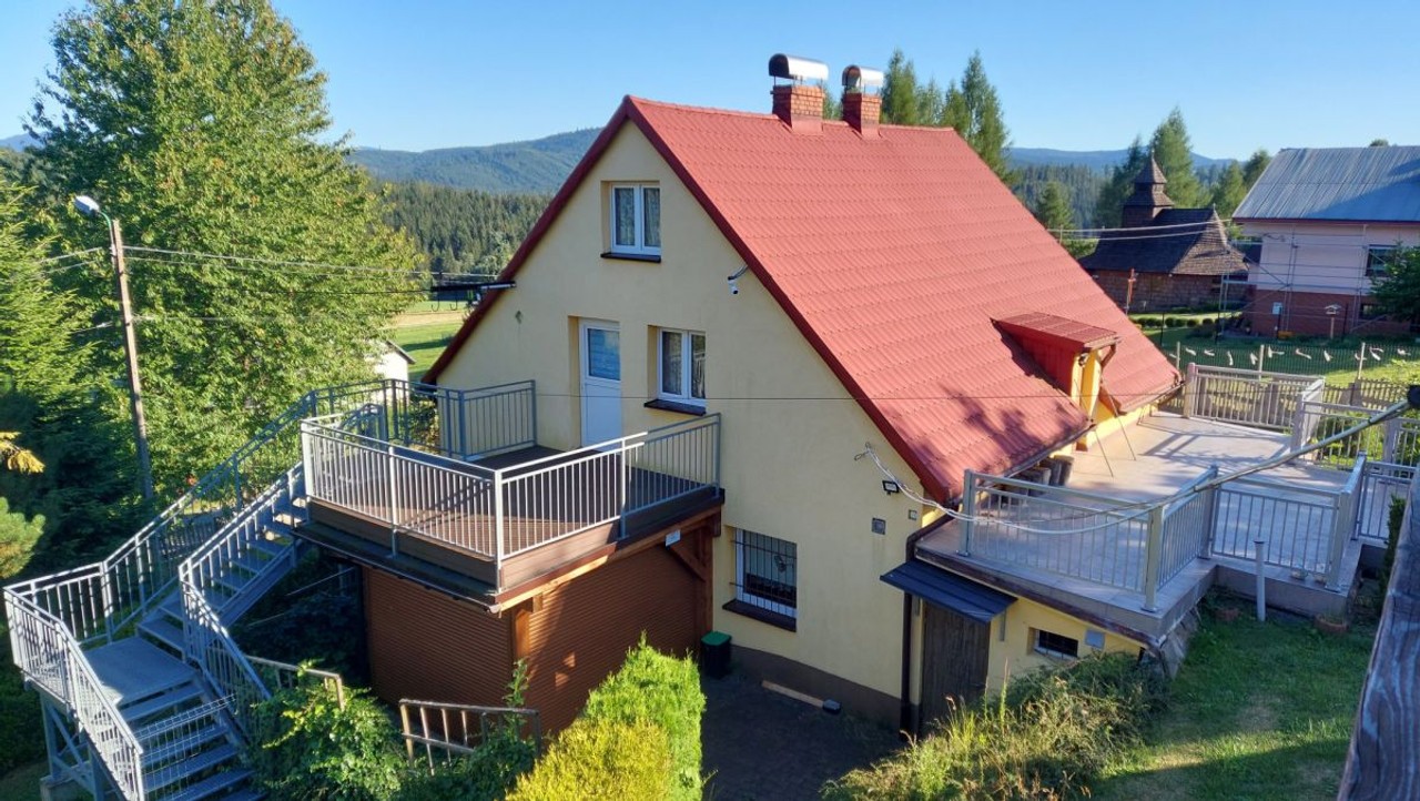 Dom na sprzedaż, 7 pokoi, 240 m², Laliki