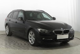 BMW SERIA 3 V (F30/F31/F34) BMW SERIA 3 , Navi, Klimatronic, Parktronic, Podgrzewane siedzienia