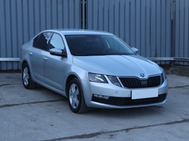 Skoda Octavia III , Salon Polska, Klimatronic, Tempomat, Parktronic-1