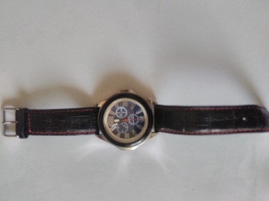 Zegarek męski z AVONU-1