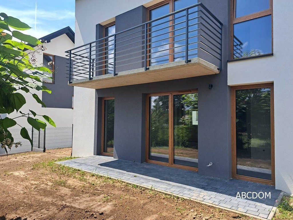Grabówki mieszkanie 51m2,3 pokoje, ogódek