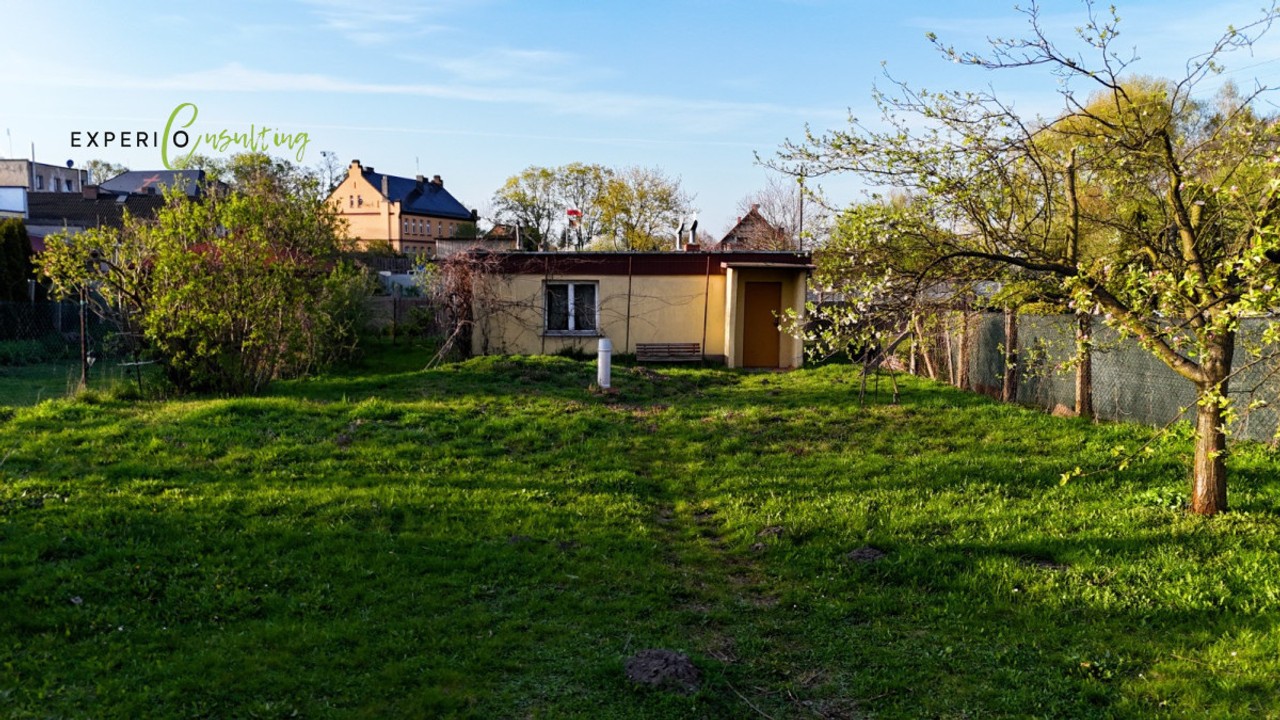 Działka budowlana usługowo mieszkaniowa CENTRUM - Widok 2