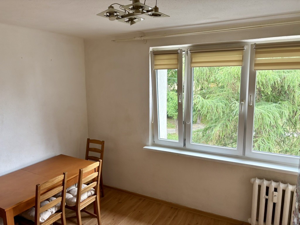 Jasne 38 m² na 2 piętrze, Osiedle Stałe, zieleń za oknem - Widok 3