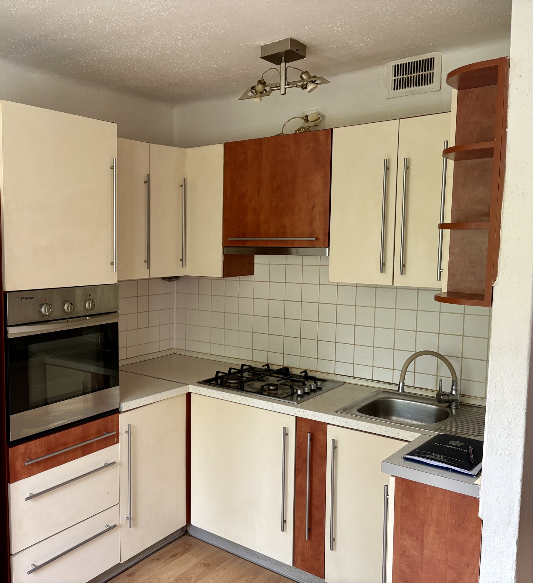 Jasne 38 m² na 2 piętrze, Osiedle Stałe, zieleń za oknem - Widok 4