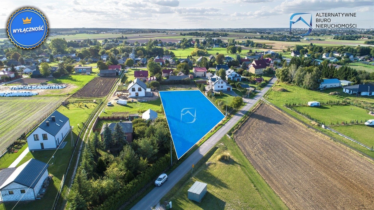 Działka w spokojnej okolicy - Wierzchowiska, Piaski