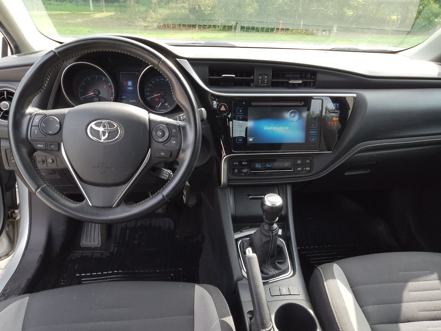 Toyota Auris II mały przebieg