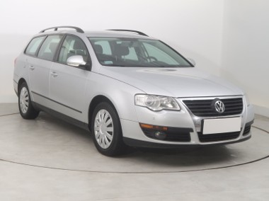 Volkswagen Passat B6 , DSG, Navi, Klimatronic, Tempomat, Parktronic-1