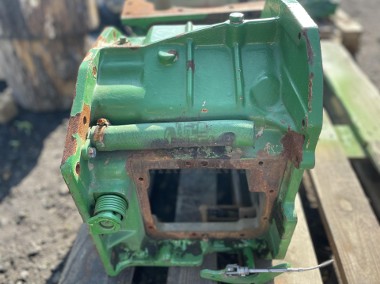 John Deere 6120 6220 6320 6420 6520 6620 - obudowa skrzyni biegów L154950-1