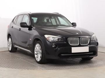 BMW X1 I (E84) , 177 KM, Automat, Skóra, Navi, Xenon, Bi-Xenon, Klimatronic,