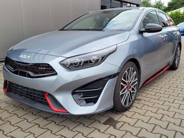 Kia Pro cee'd 1.6 T-GDI GT DCT 1.6 T-GDI GT 204KM-1