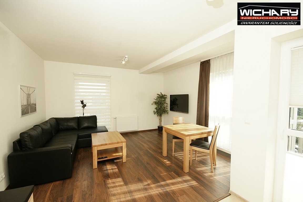 Mieszkanie na wynajem, 53 m² Dąb