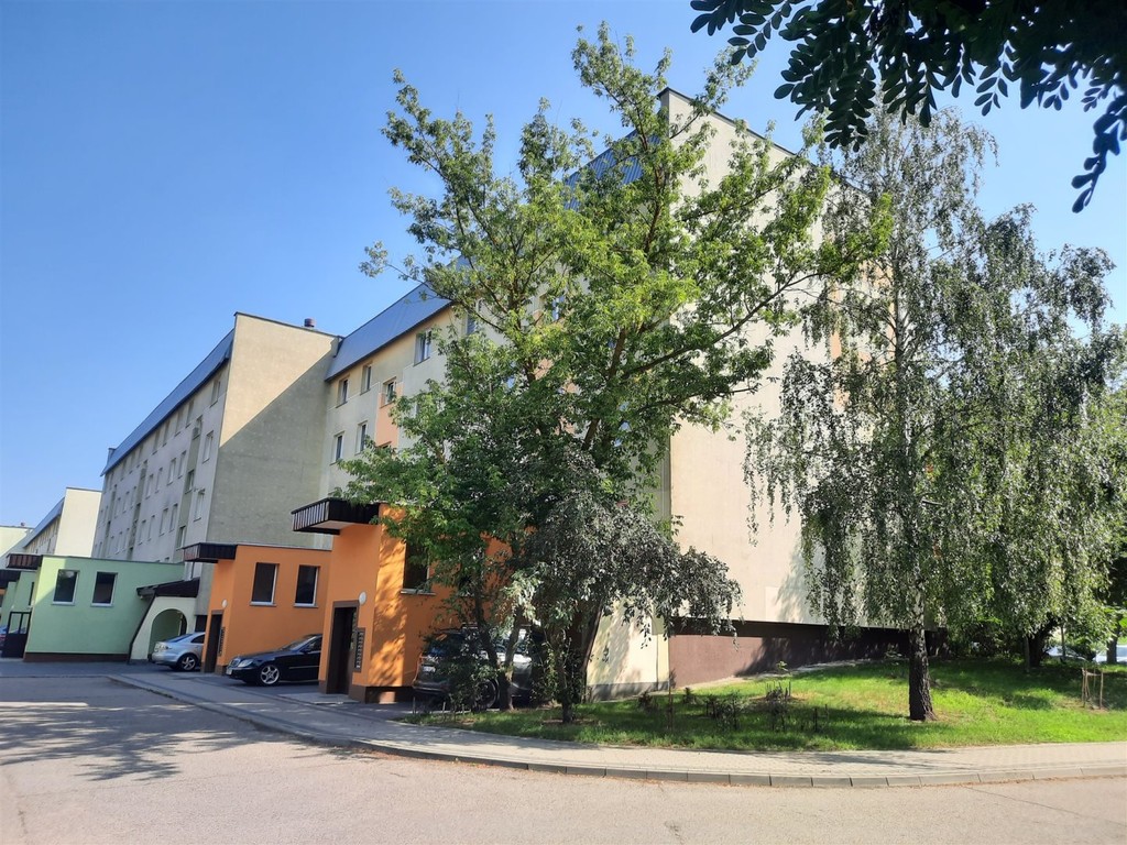 Stan bardzo dobry*3pok*60m2*parter*ogródek*Skrajna