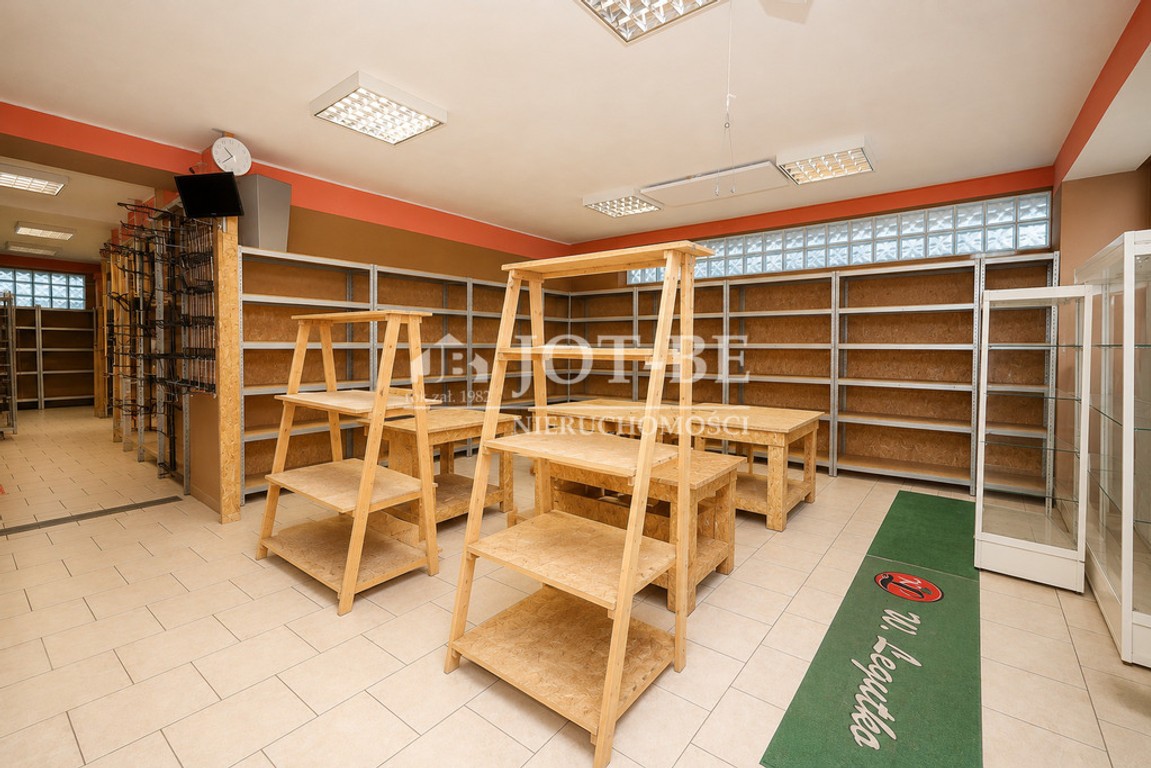lokal handlowy, usługowy na sprzedaż