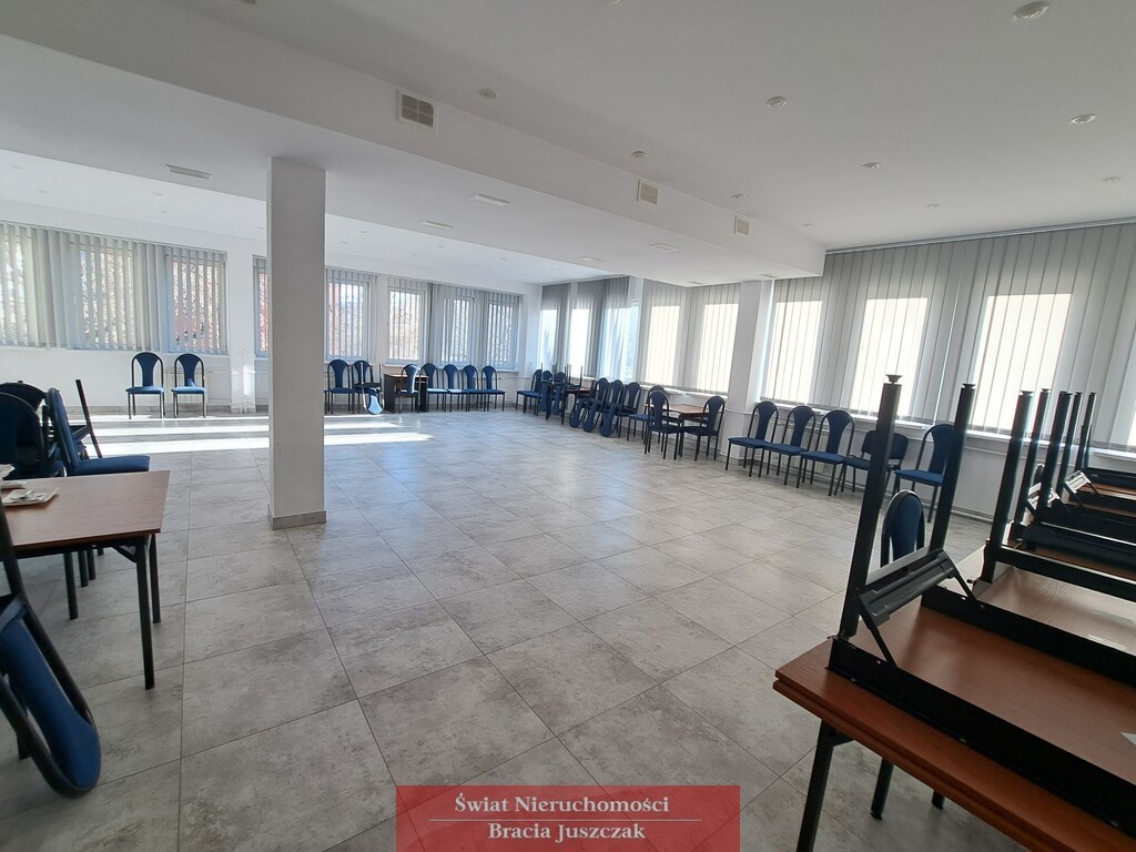 Komercyjne do wynajęcia, 176 m², 7 pomieszczeń Wrocław Śródmieście - Widok 2