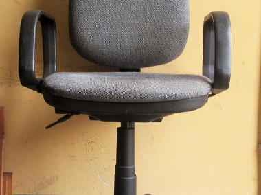 Krzesło komputerowe-1