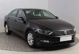Volkswagen Passat B8 , Salon Polska, Klimatronic, Tempomat, Parktronic