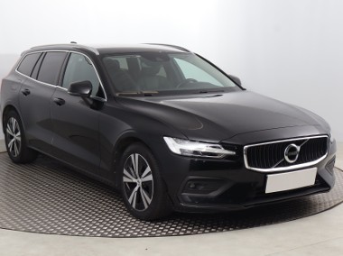 Volvo V60 II , 197 KM, Automat, VAT 23%, Skóra, Navi, Klimatronic,-1