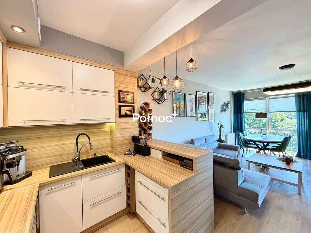 Nowoczesny 3-pokojowy apartament na sprzedaż - Widok 5