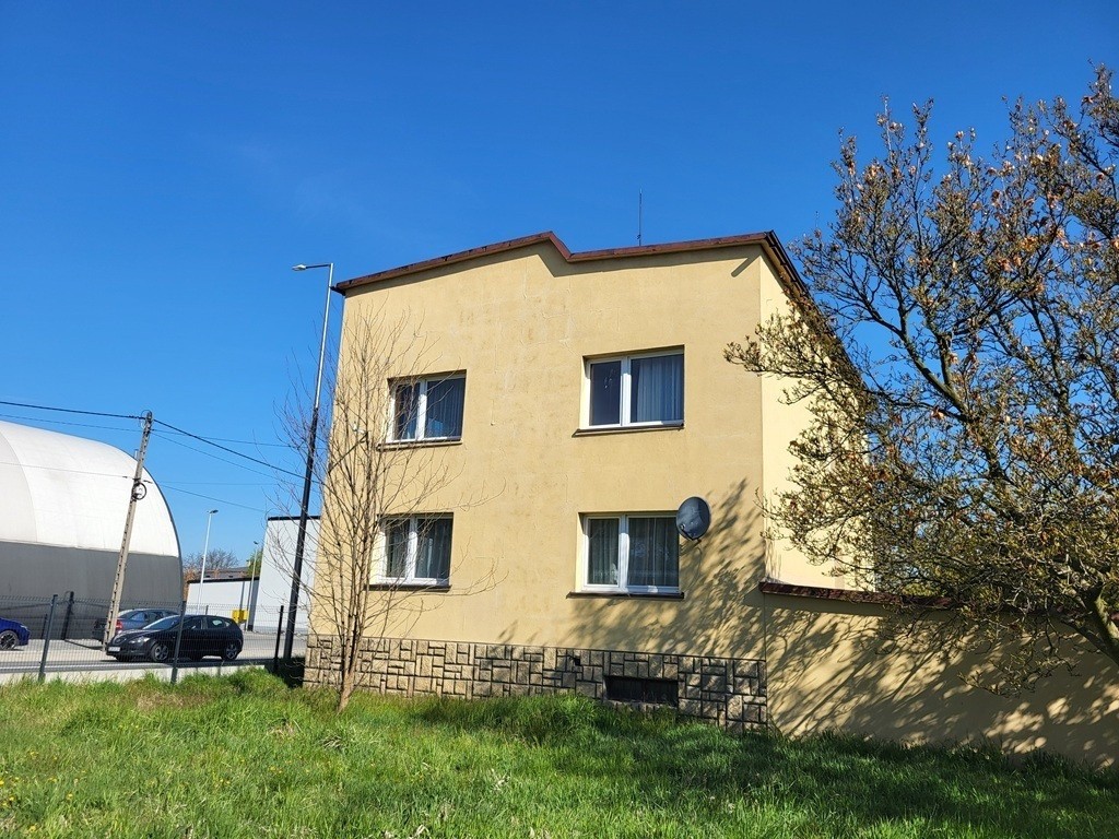 Dom na sprzedaż, 6 pokoi, 143 m², Kęty