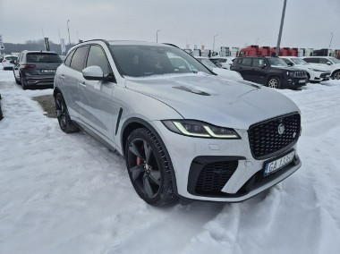 Jaguar F-Pace-1