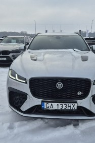 Jaguar F-Pace-2