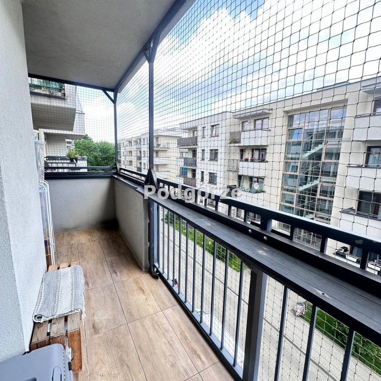2 zadbane pokoje, budynek z 2018, miejsce garażowe - Więcej