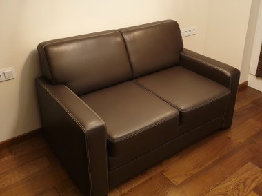 Sprzedam sofę - kanapę dwuosobową używaną kilka razy. Stan bdb - odbiór Gdynia-1