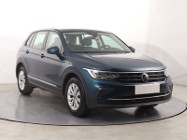 Volkswagen Tiguan , Salon Polska, 1. Właściciel, Serwis ASO, Navi, Klimatronic,