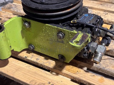 Claas Dominator 88 96 98 108 Jaguar Mega Sprężarka Klimatyzacji Koło Pasowe Mocowanie 0006210290-1