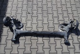 HYUNDAI I20 III TYLNA BELKA ZAWIESZENIA OŚ NA BĘBNY LIFT LIFTING 2023R