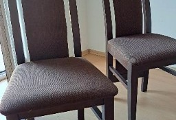 krzesła tapicerowane drewniane 