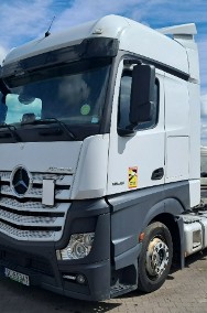 Mercedes-Benz Actros-2