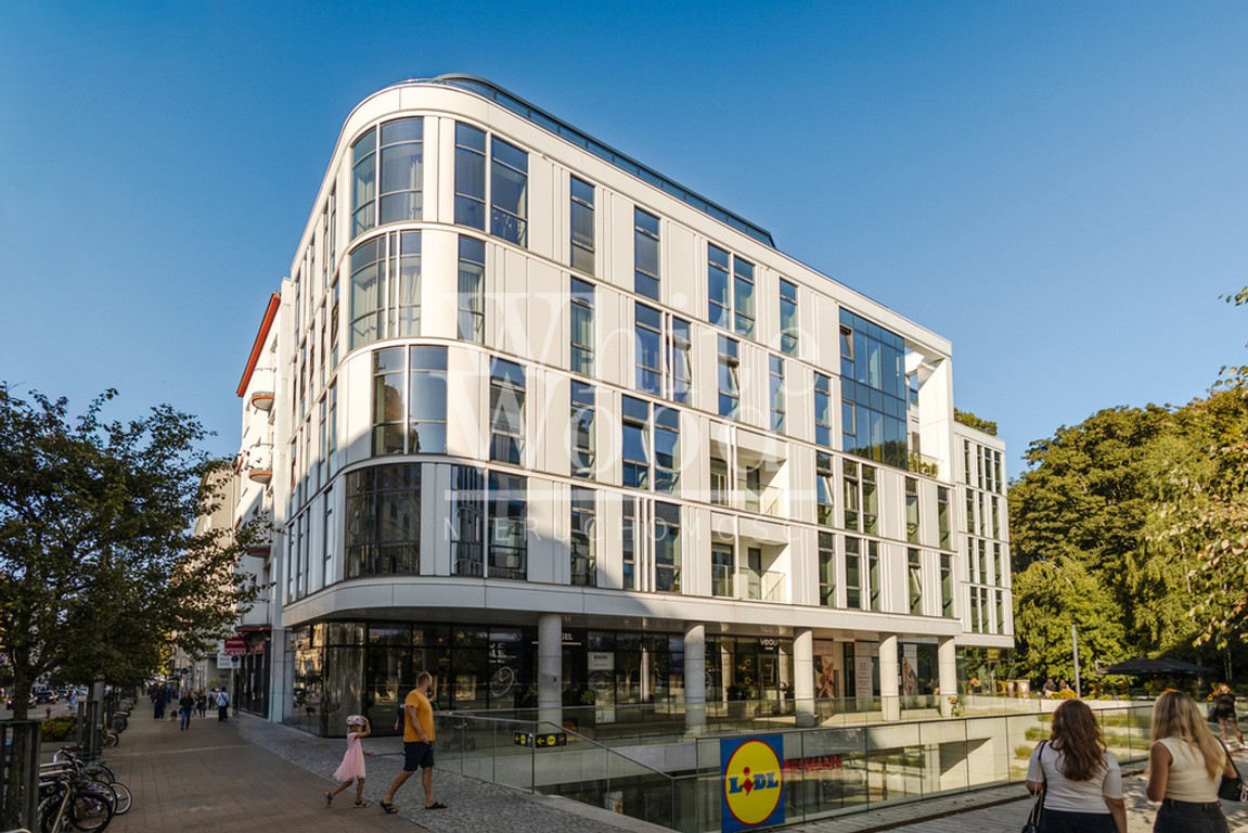 5-room apartment of 182 m²